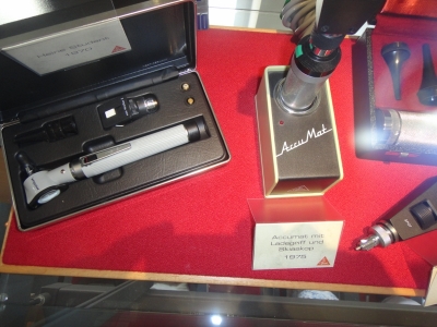 Музей диагностических инструментов - офтальмоскопы HEINE 1970-1975 г.